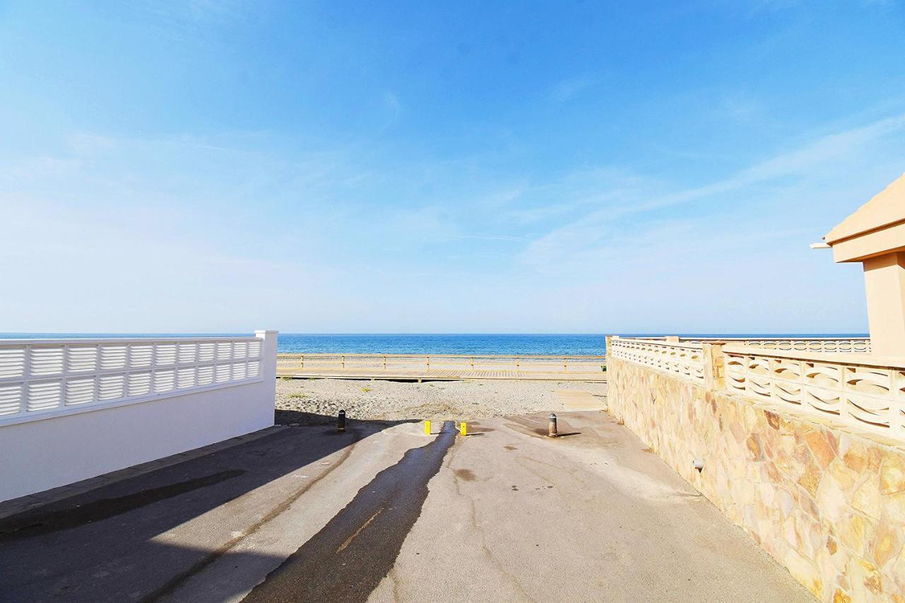 Expoholidays Vistas Al Mar - A Pie De Playa Balerma Buitenkant foto